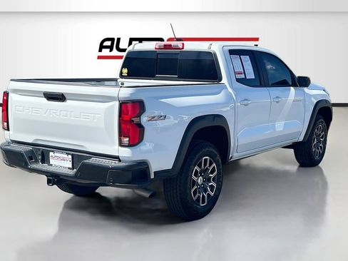 Used 2024 Chevrolet Colorado Z71 w/ Z71 Convenience Package 2 AWD/4WD image 7