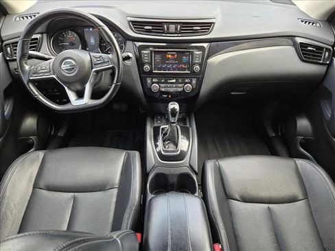 Used 2022 Nissan Rogue Sport SL AWD/4WD image 17