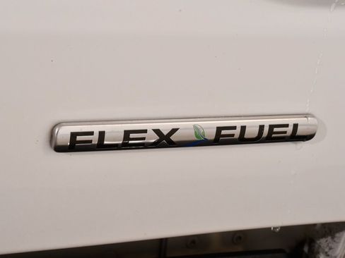 Used 2016 Ford F150 Platinum w/ Equipment Group 701A Luxury AWD/4WD image 19