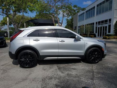 Used 2021 Cadillac XT4 Premium Luxury w/ LPO, Onyx Sport Package FWD image 6