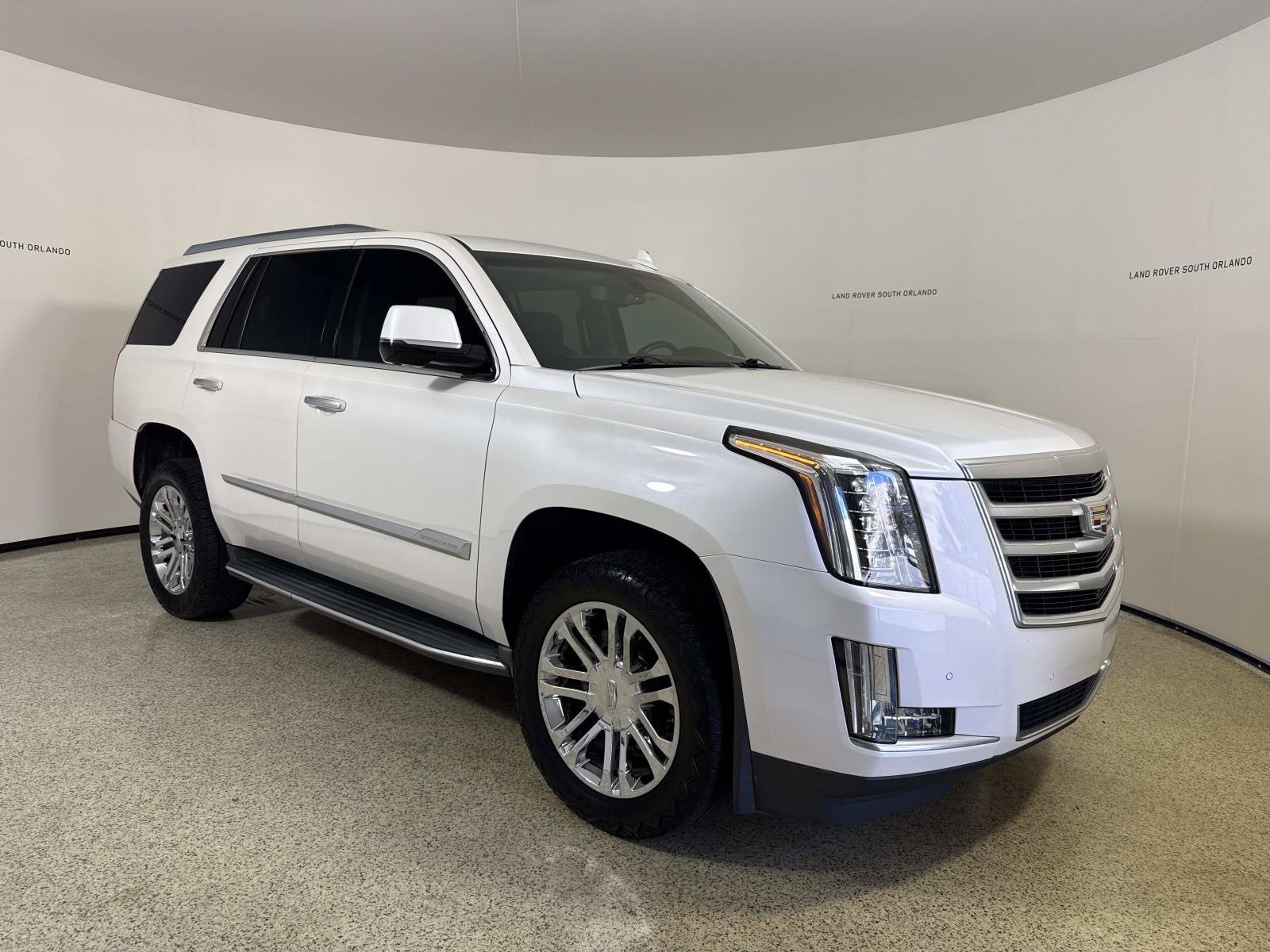 Used 2016 Cadillac Escalade 2WD image 7