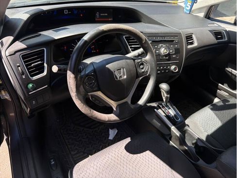 Used 2014 Honda Civic LX image 2
