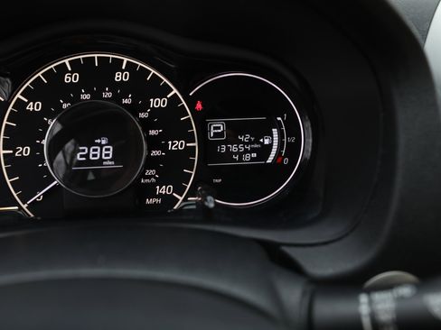 Used 2015 Nissan Versa Note SV image 24