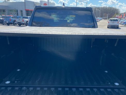 Used 2024 Toyota Tacoma TRD Sport image 9