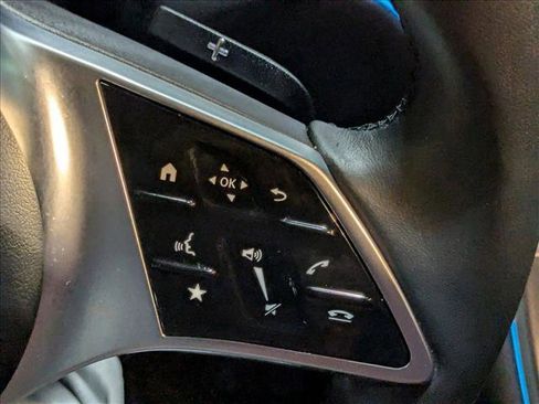 Certified 2025 Mercedes-Benz GLC 300 image 15