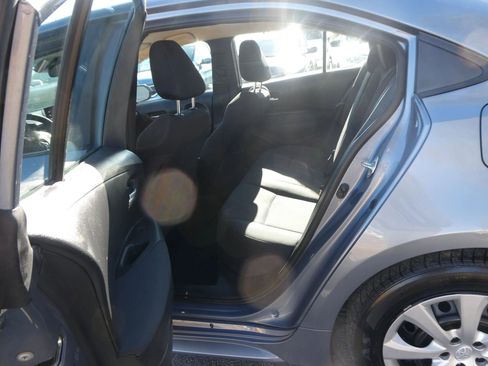 Used 2021 Toyota Corolla LE image 26