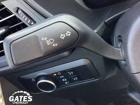 Used 2025 Ford Escape ST-Line FWD image 21