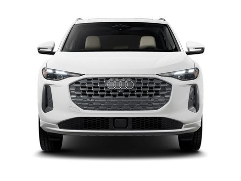 Certified 2025 Audi Q5 Premium w/ Convenience Package AWD/4WD image 4