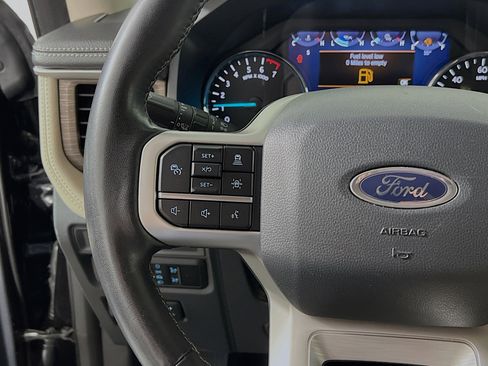 Used 2024 Ford Expedition Max Limited image 19