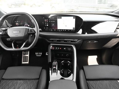 Certified 2025 Audi SQ5 Premium Plus w/ Premium Plus Package AWD/4WD image 5