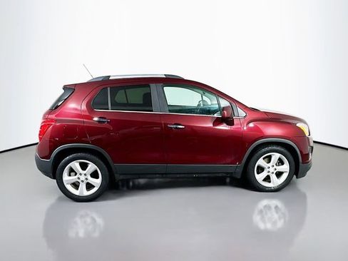Used 2016 Chevrolet Trax LTZ w/ LPO, Cargo Package image 5