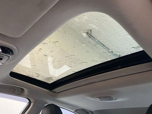 Used 2023 Subaru Legacy Limited image 11