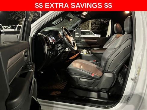 New 2024 RAM 3500 Tradesman image 16