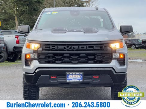 Used 2023 Chevrolet Silverado 1500 Custom Trail Boss w/ LPO, Dark Essentials Package image 8