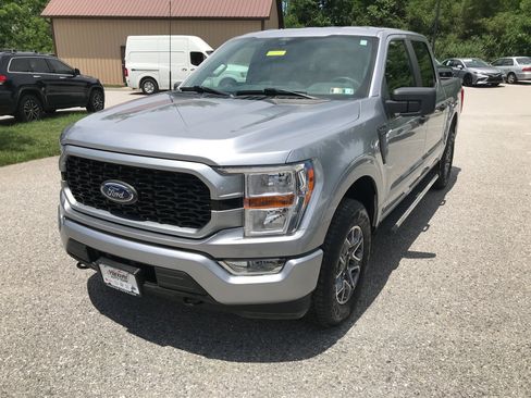 Used 2021 Ford F150 XL w/ STX Appearance Package AWD/4WD image 4
