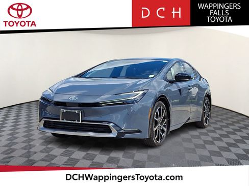 Certified 2023 Toyota Prius Prime FWD image 1