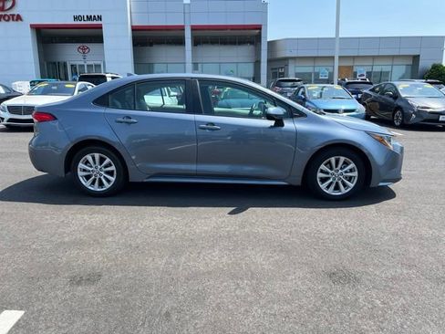 Certified 2025 Toyota Corolla LE w/ LE Premium Package FWD image 6