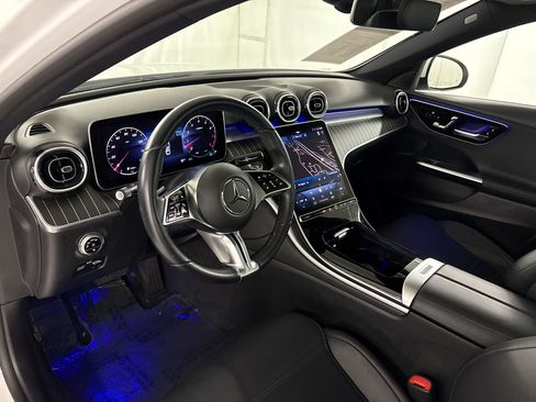 Used 2023 Mercedes-Benz C 300 Sedan image 4
