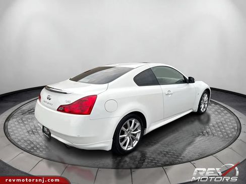 Used 2014 INFINITI Q60 Journey w/ Premium Package RWD image 5