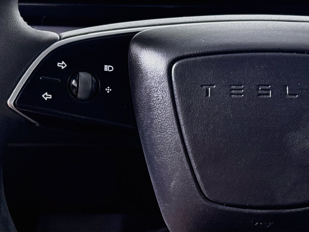 Used 2025 Tesla Model 3 Long Range RWD image 16