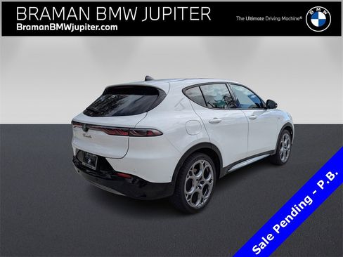 Used 2024 Alfa Romeo Tonale Ti image 4