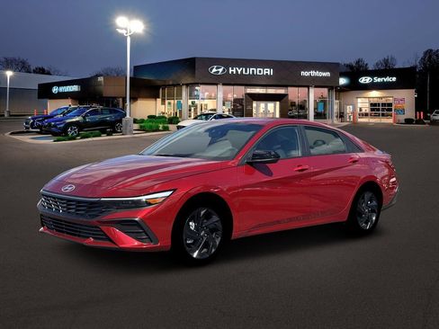 New 2026 Hyundai Elantra Sport image 2