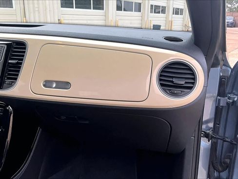 Used 2019 Volkswagen Beetle 2.0T Final Edition SEL image 15