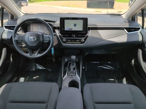 Certified 2025 Toyota Corolla LE FWD image 14