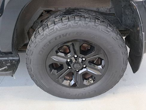 Used 2016 Toyota 4Runner SR5 image 34