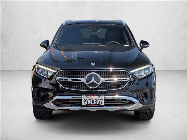 Used 2026 Mercedes-Benz GLC 300 image 2