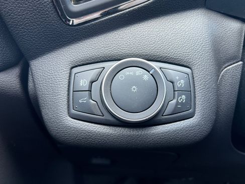 Used 2018 Ford Escape SEL AWD/4WD image 30