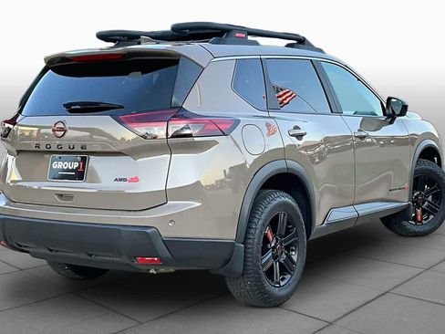Certified 2025 Nissan Rogue SV AWD/4WD image 12