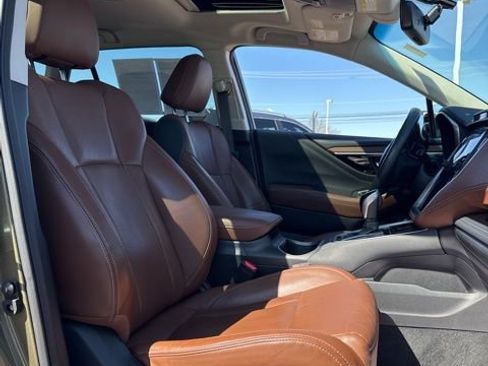 Used 2022 Subaru Outback Touring image 13