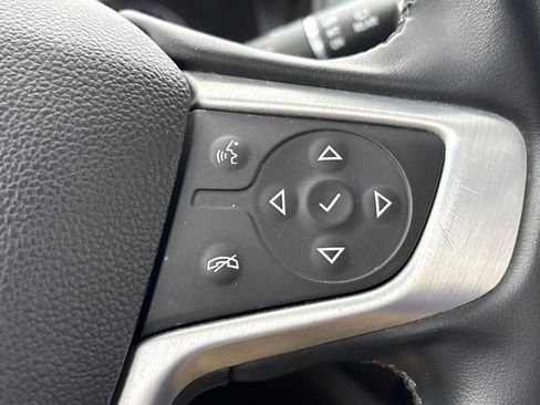 Certified 2023 GMC Acadia SLT AWD/4WD image 18