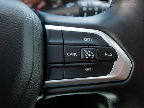 Used 2022 Jeep Compass Latitude w/ Convenience Group AWD/4WD image 21