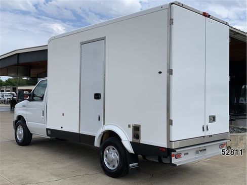 Used 2023 Ford E-350 and Econoline 350 Super Duty w/ Power Windows & Locks Group RWD image 6