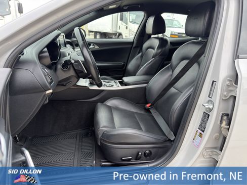 Used 2021 Kia Stinger GT AWD/4WD image 9