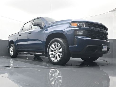 Used 2019 Chevrolet Silverado 1500 Custom w/ Custom Convenience Package image 13