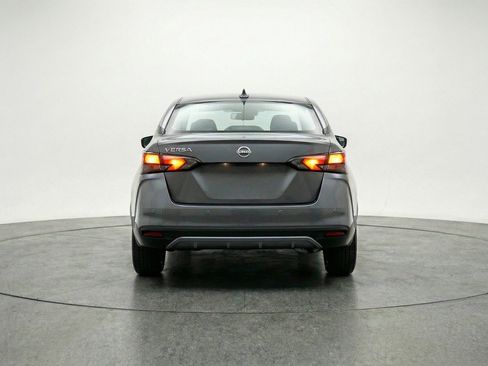 Used 2025 Nissan Versa SV FWD image 7