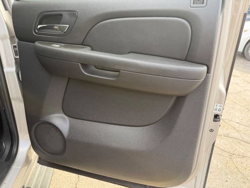 Used 2007 Chevrolet Avalanche LS image 14