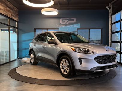 Used 2022 Ford Escape SE w/ Cold Weather Package
