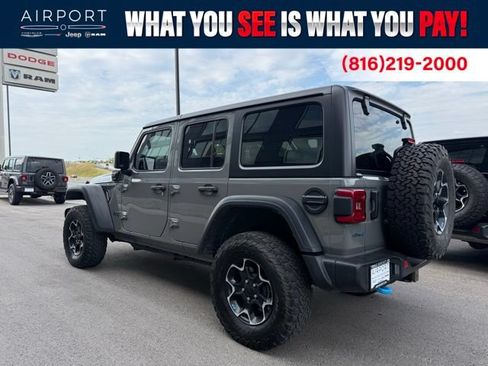 Used 2022 Jeep Wrangler Unlimited Rubicon 4xe AWD/4WD image 5