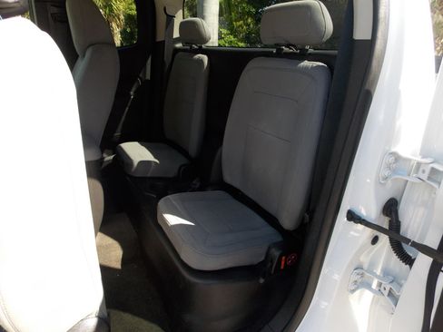 Used 2015 Chevrolet Colorado W/T w/ WT Convenience Package image 14