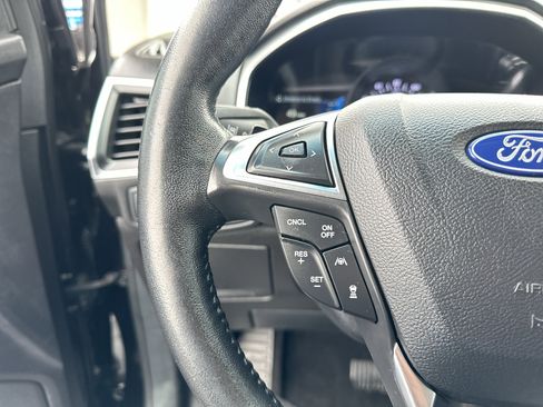 Used 2019 Ford Edge Titanium w/ Equipment Group 301A image 21