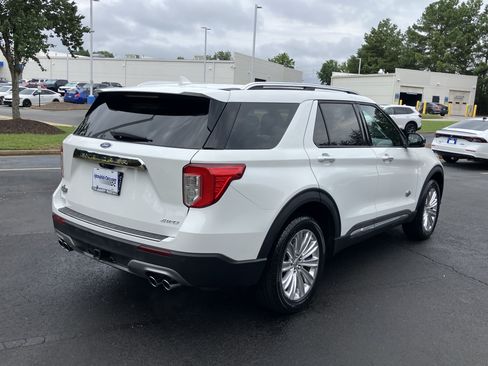 Used 2024 Ford Explorer King Ranch w/ Technology Package AWD/4WD image 10