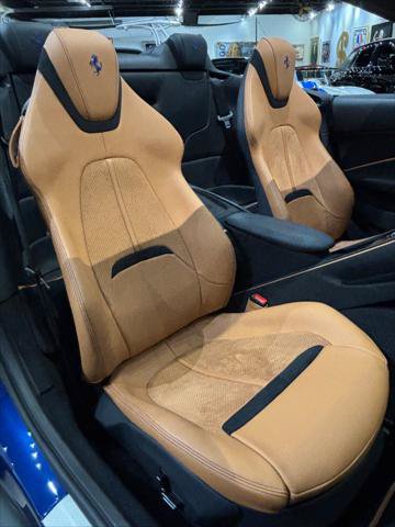 Used 2025 Ferrari Roma Spider RWD image 21