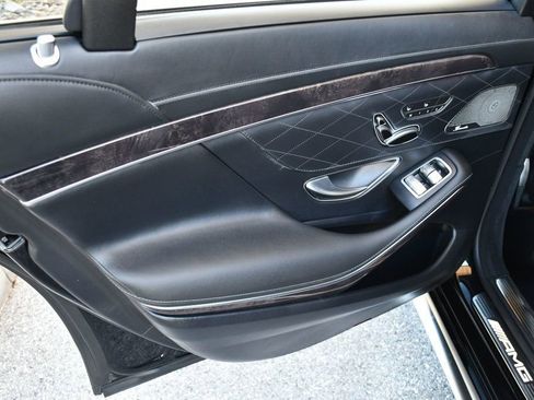 Used 2015 Mercedes-Benz S 63 AMG 4MATIC Sedan image 16