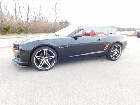 Used 2013 Chevrolet Camaro SS w/ RS Package image 15