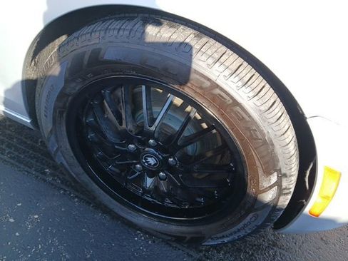 Used 2015 Cadillac ATS Luxury w/ Sun And Sound Package image 10