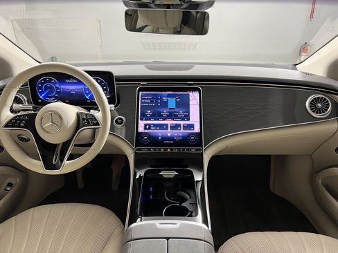Certified 2022 Mercedes-Benz EQS 450+ Sedan image 11